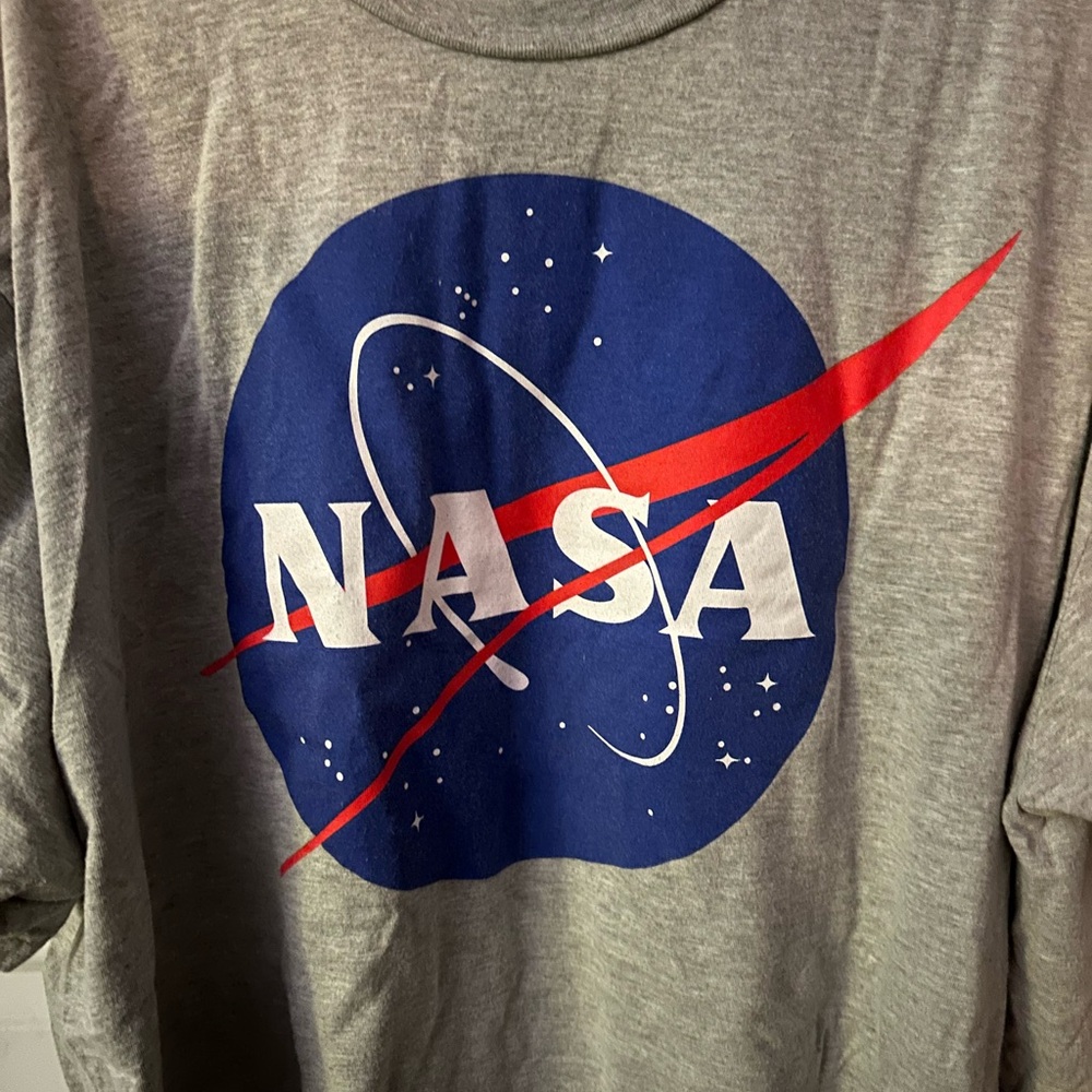 NASA tee - Picture 2 of 3